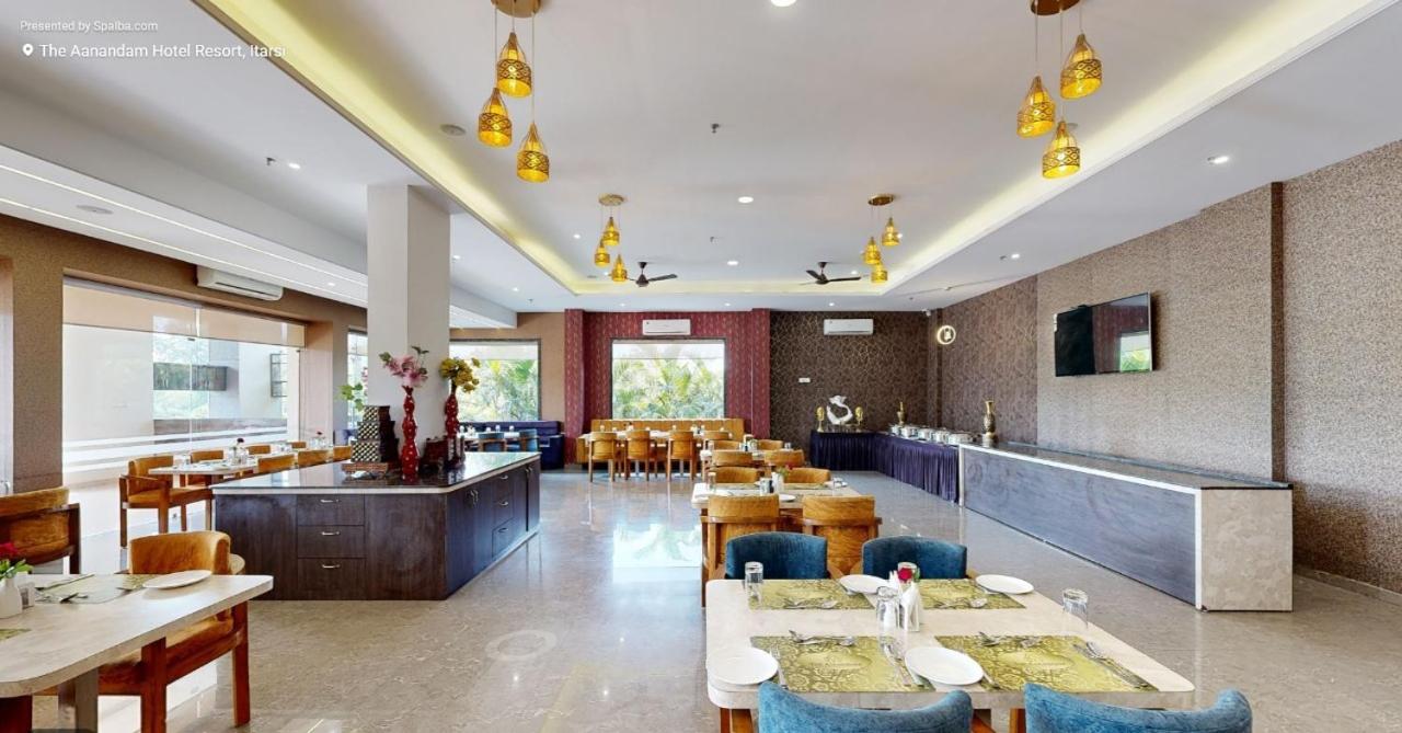 The Aanandam Hotel Resort Itarsi Exterior photo